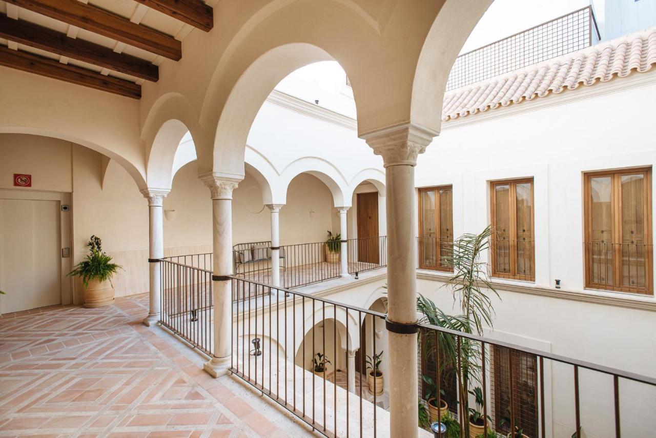 Casa Del Rey Sabio Aparthotel Seville Exterior photo