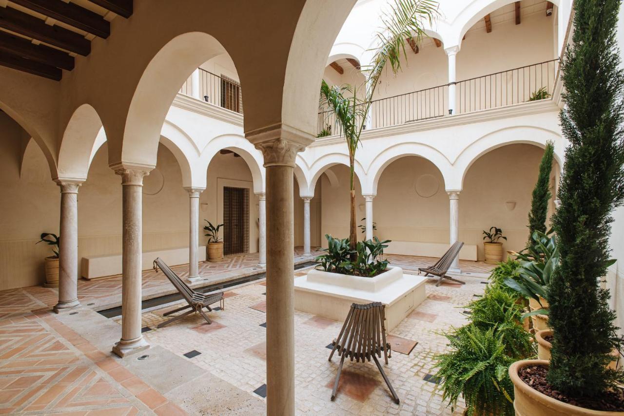 Casa Del Rey Sabio Aparthotel Seville Exterior photo