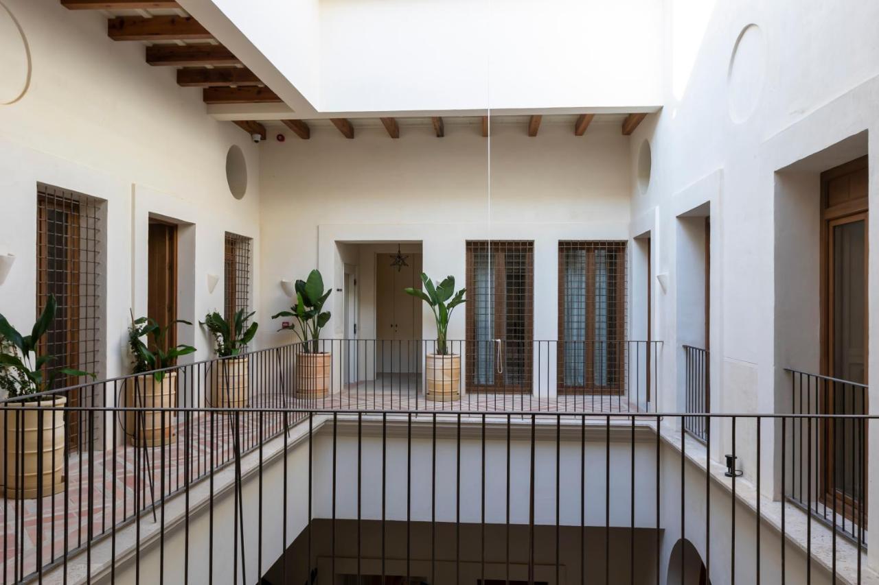 Casa Del Rey Sabio Aparthotel Seville Exterior photo