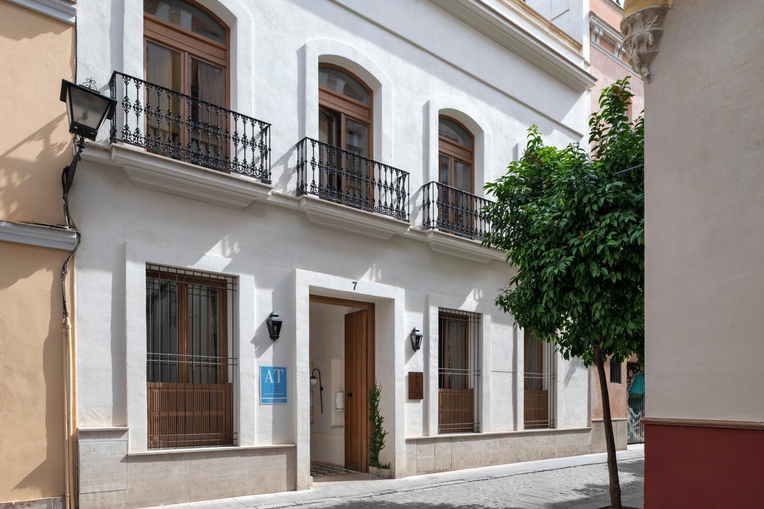 Casa Del Rey Sabio Aparthotel Seville Exterior photo